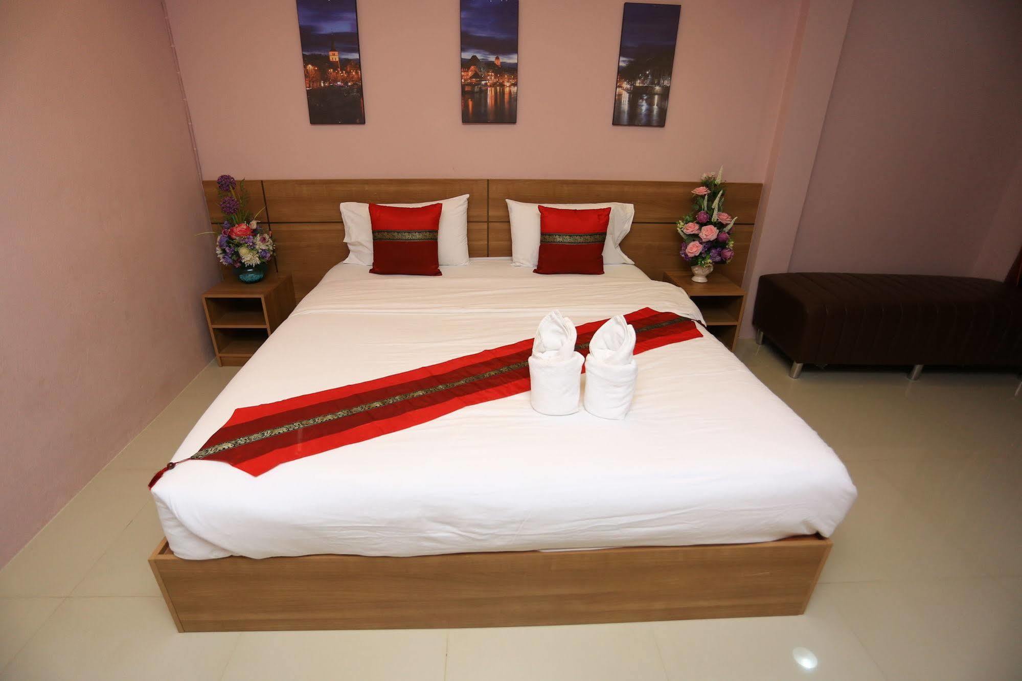 Airbest Gemtree Lampang Hotel Экстерьер фото