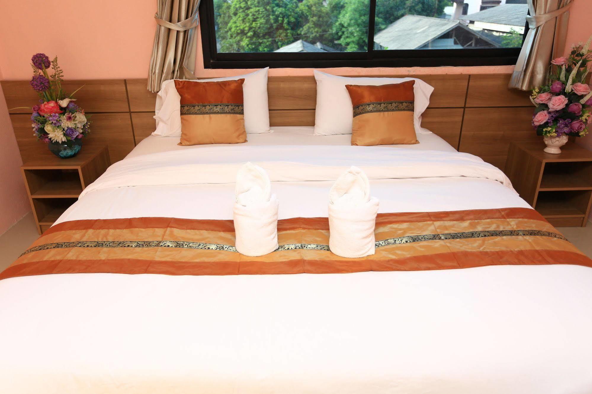 Airbest Gemtree Lampang Hotel Экстерьер фото